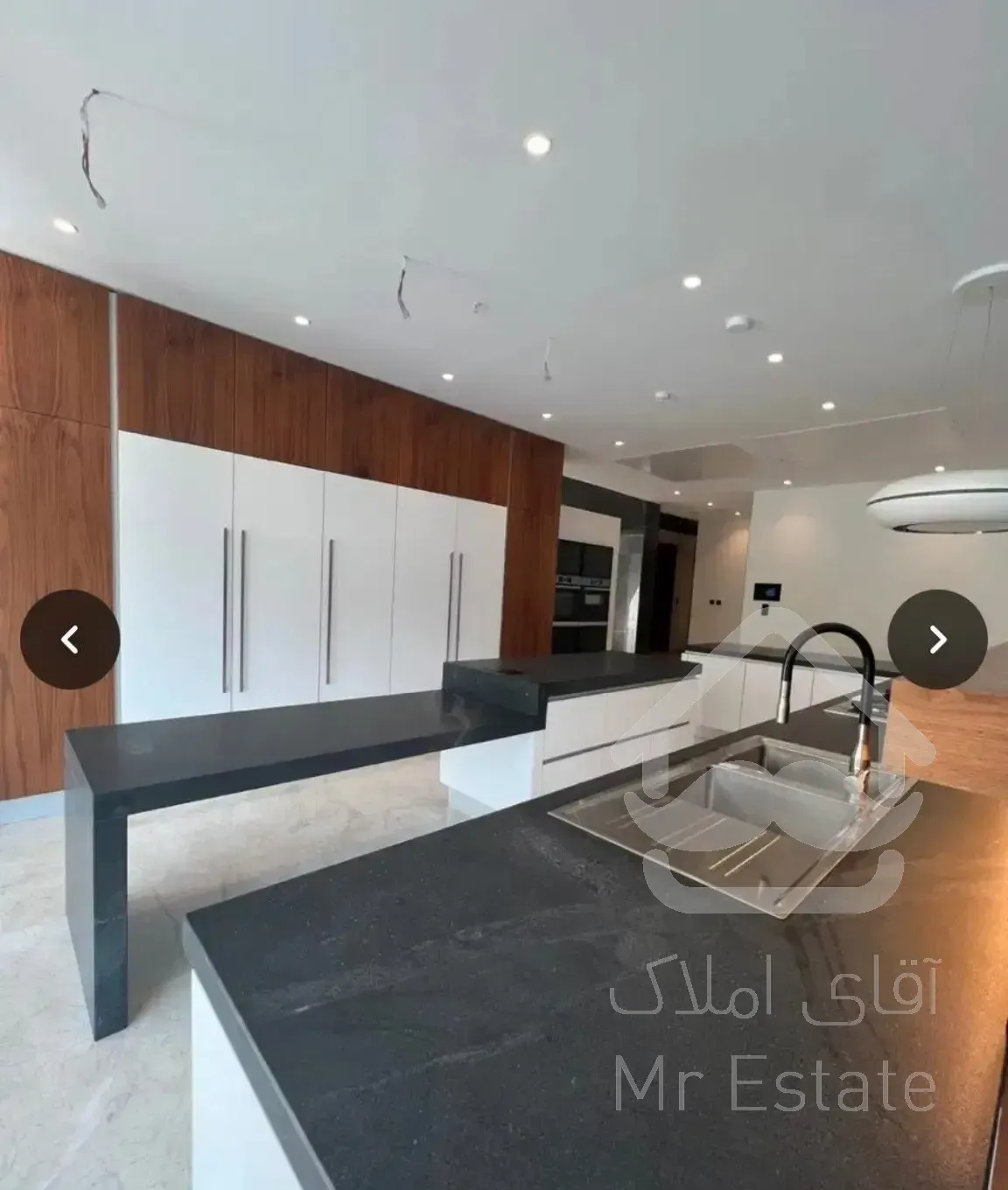 آپارتمان لوکس ۱۸۰ متری ۳ خواب ساحلی غربی ارم
