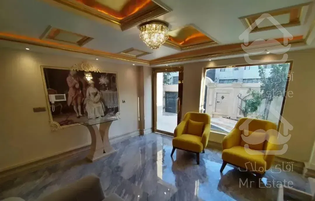 ۹۶ متر نوساز بالای عباس آباد   ۲پارکیگ سندی