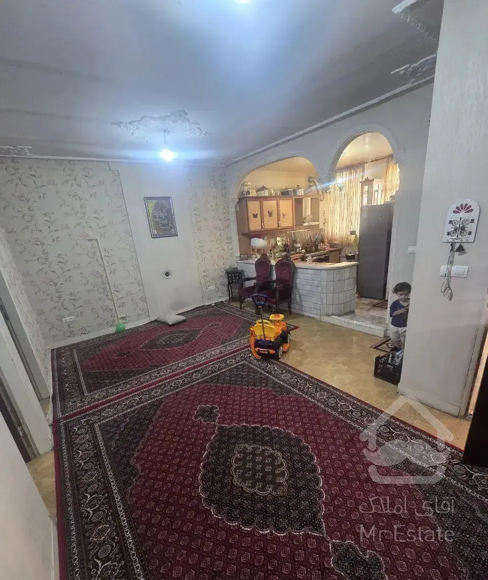 ۶۷ متر دو خواب/ زیرقیمت/ نزدیک مترو