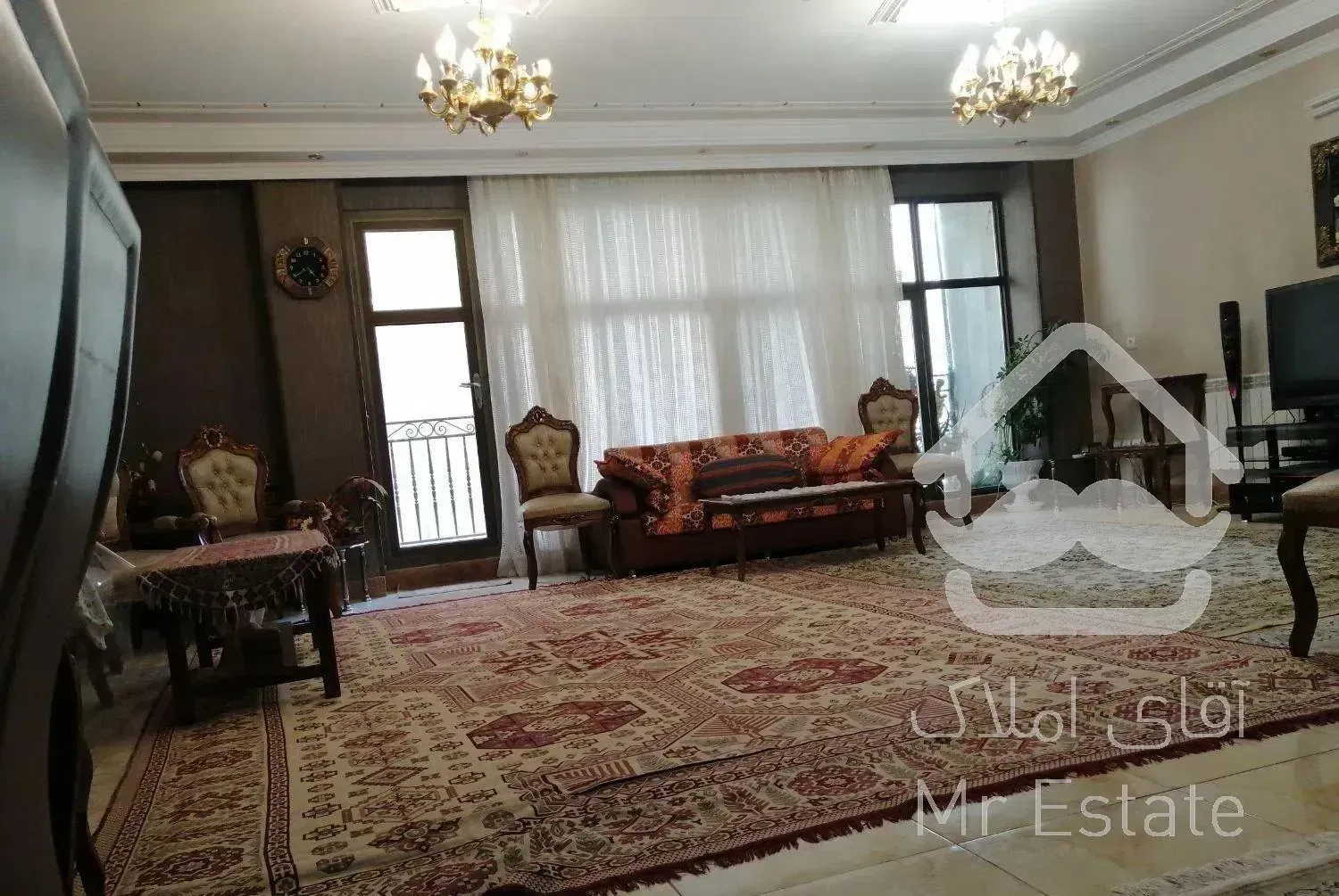 135 متر، دوکله نور، مستر دار