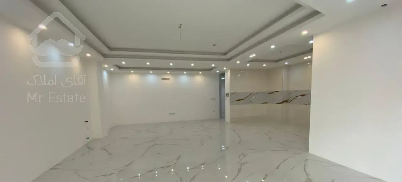 فروش آپارتمان ۱۳۵ متری ۳ خوابه حمزهکلا