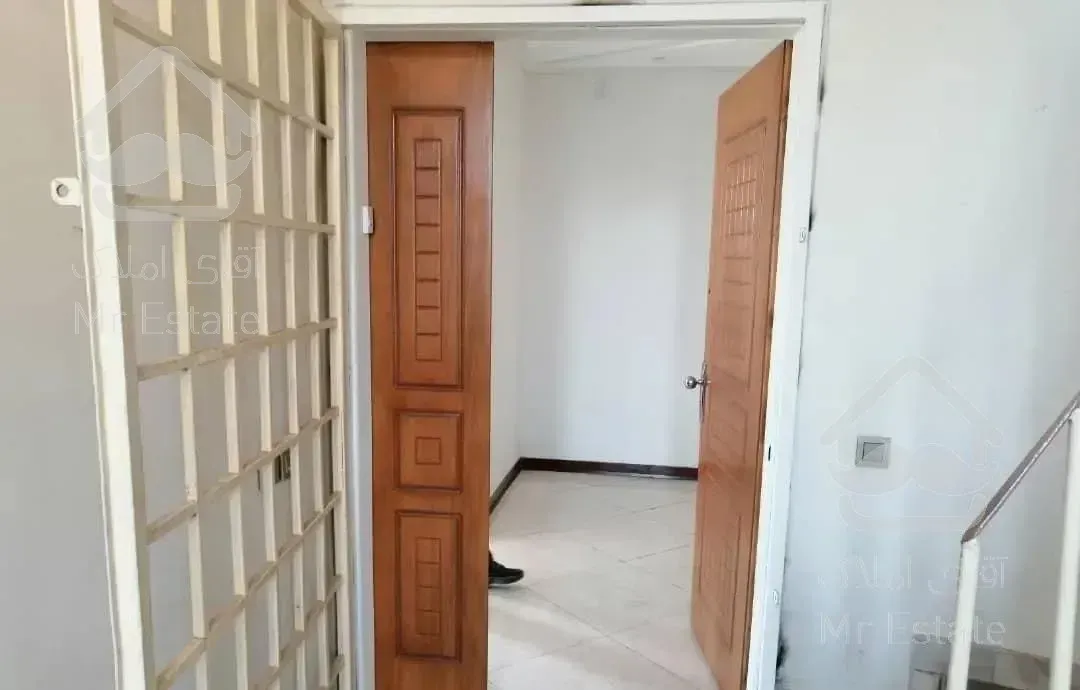 آپارتمان سه خوابه کامل بازسازی شده