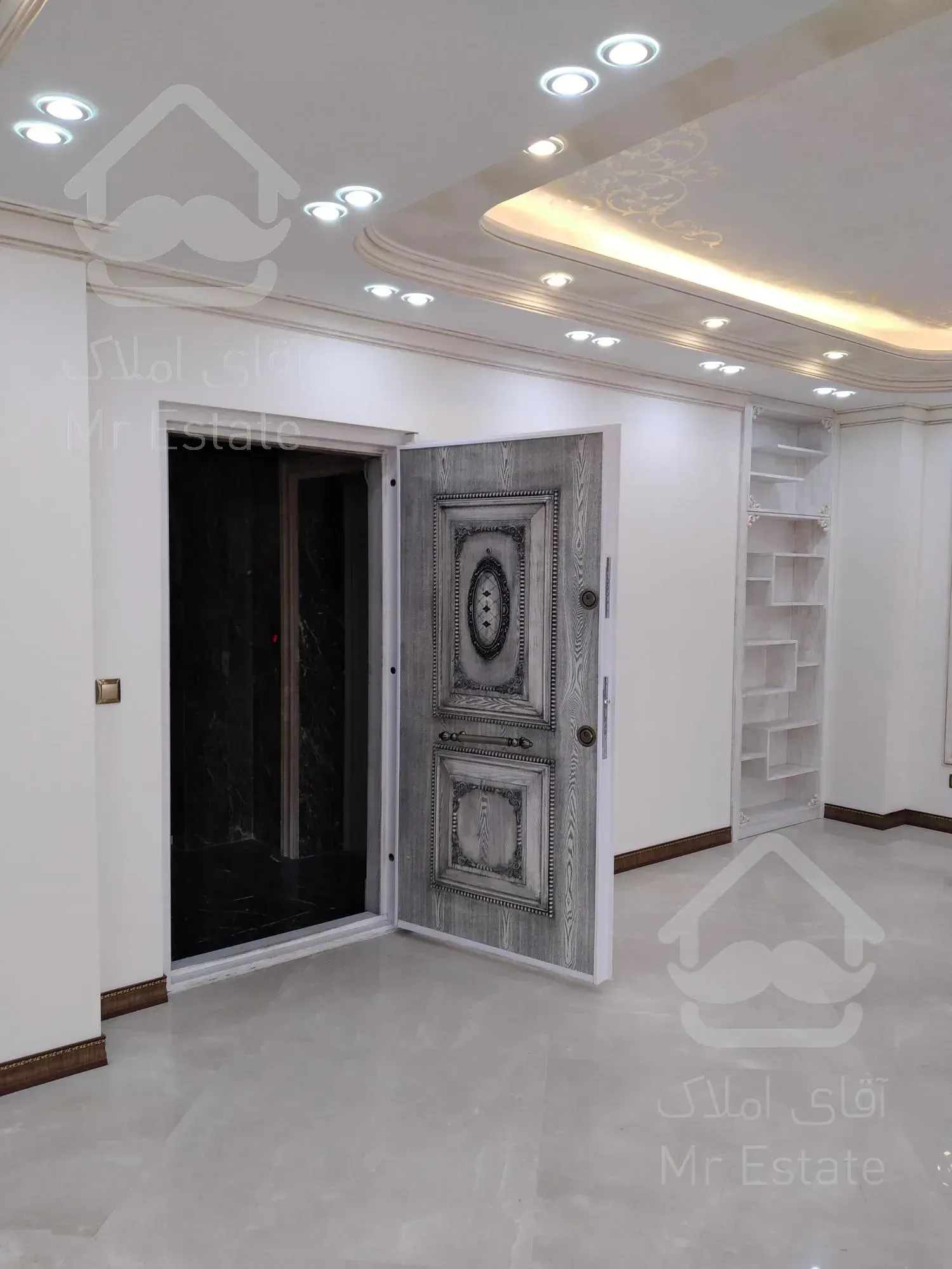 فروش اپارتمان تک واحدی ۲۴۰متری در ایت الله کاشانی