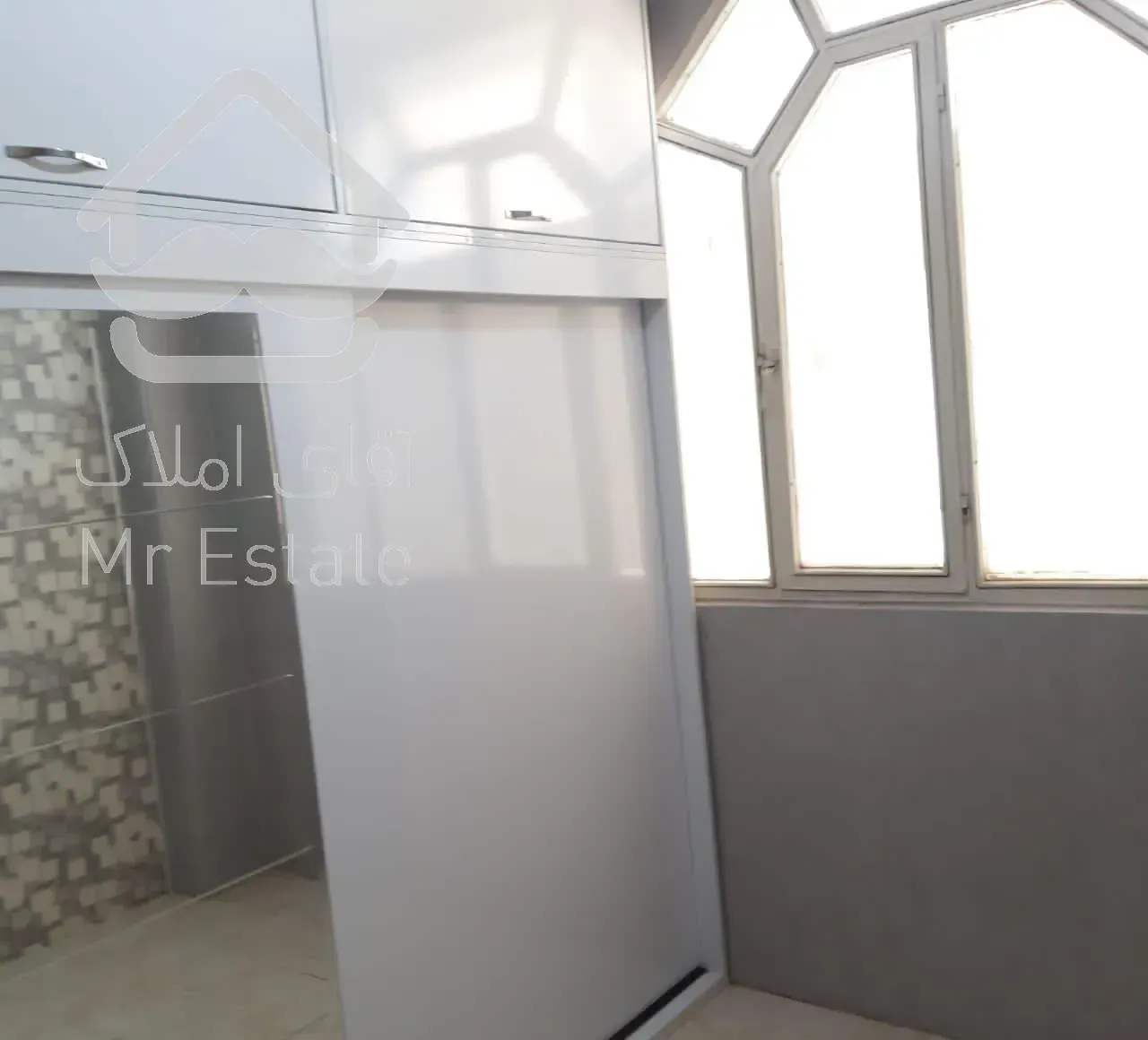 آپارتمان۴۰متری. طبقه ۲