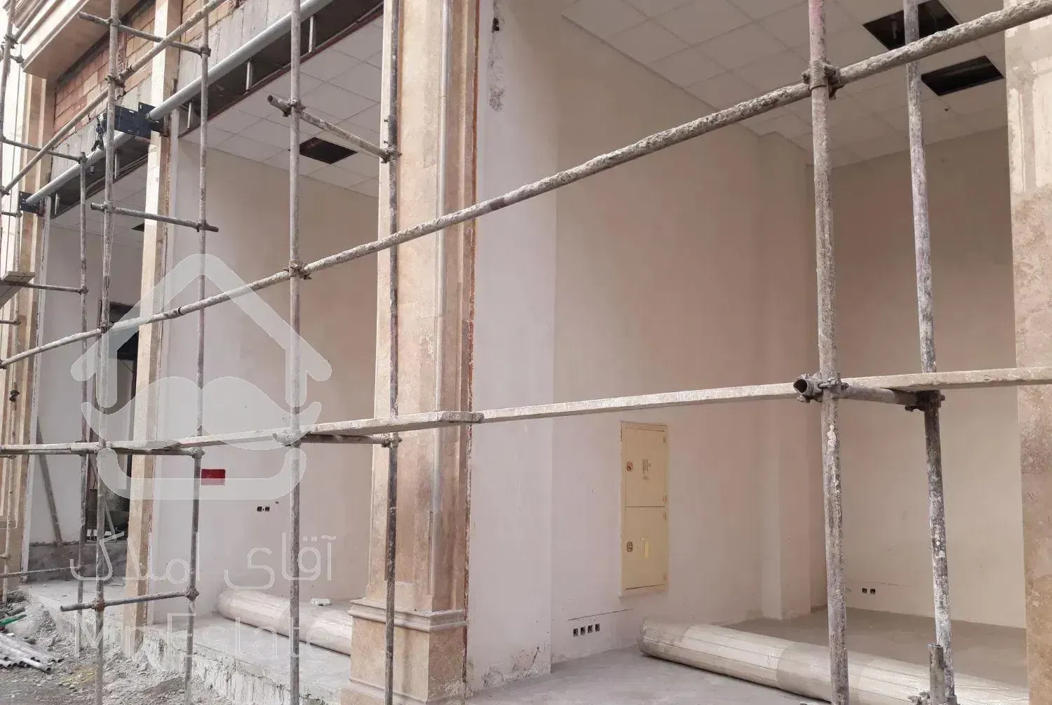 ۱۲ متر بر خیابان اصلی ویترین دونبش سرمایه گذاری