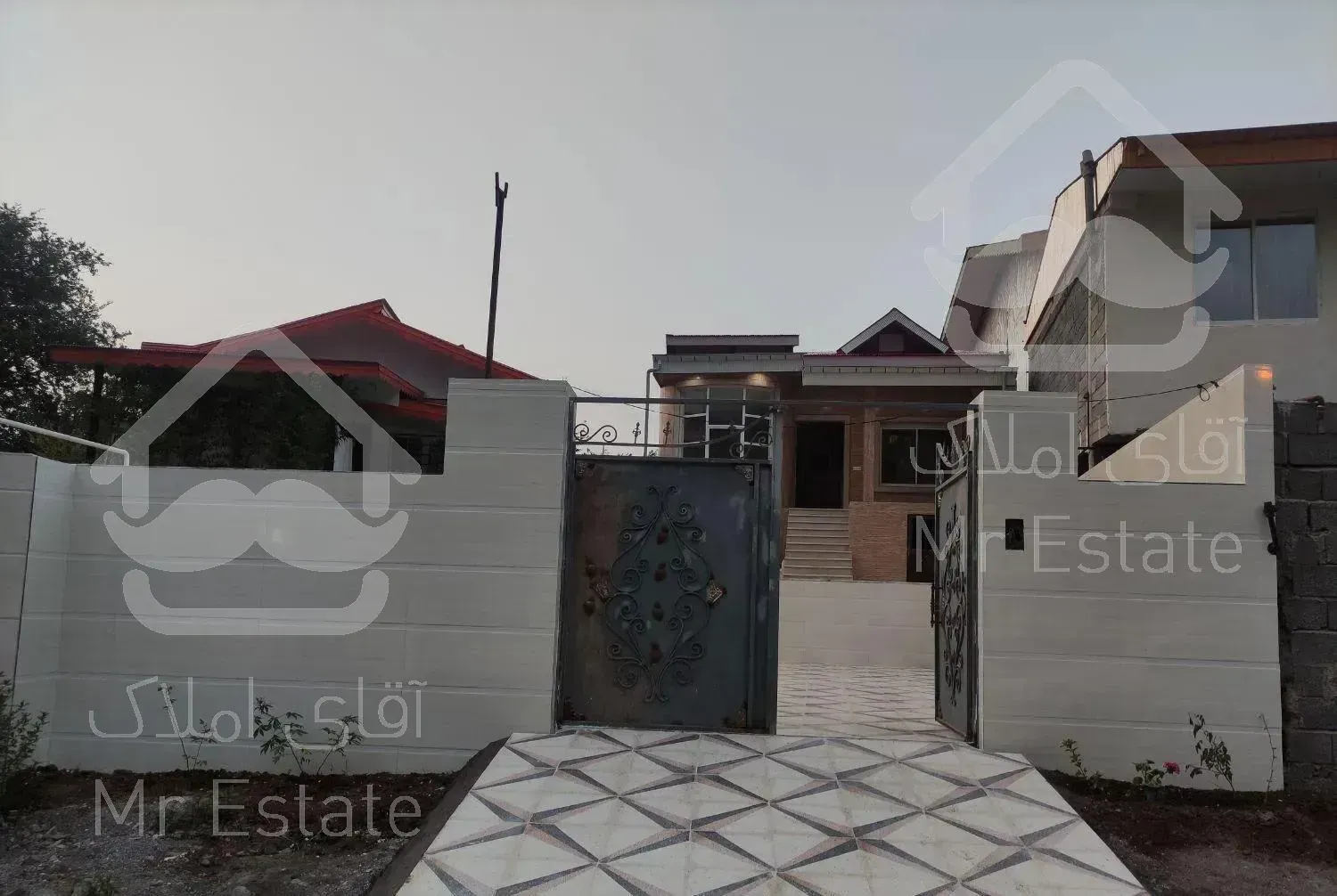 ویلایی منطقه رانکوه ۲۳۰ عرصه ۱۰۰ بنا سند تک برگ