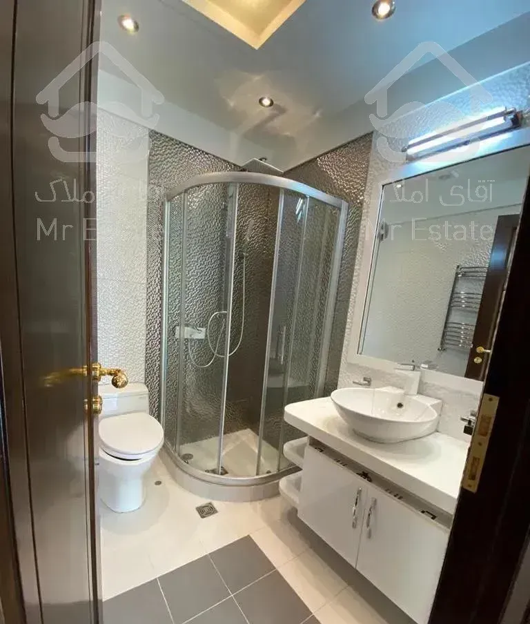 101 متر /  ۲۰۰۰متر زمین/ فول/ با قدر السهم