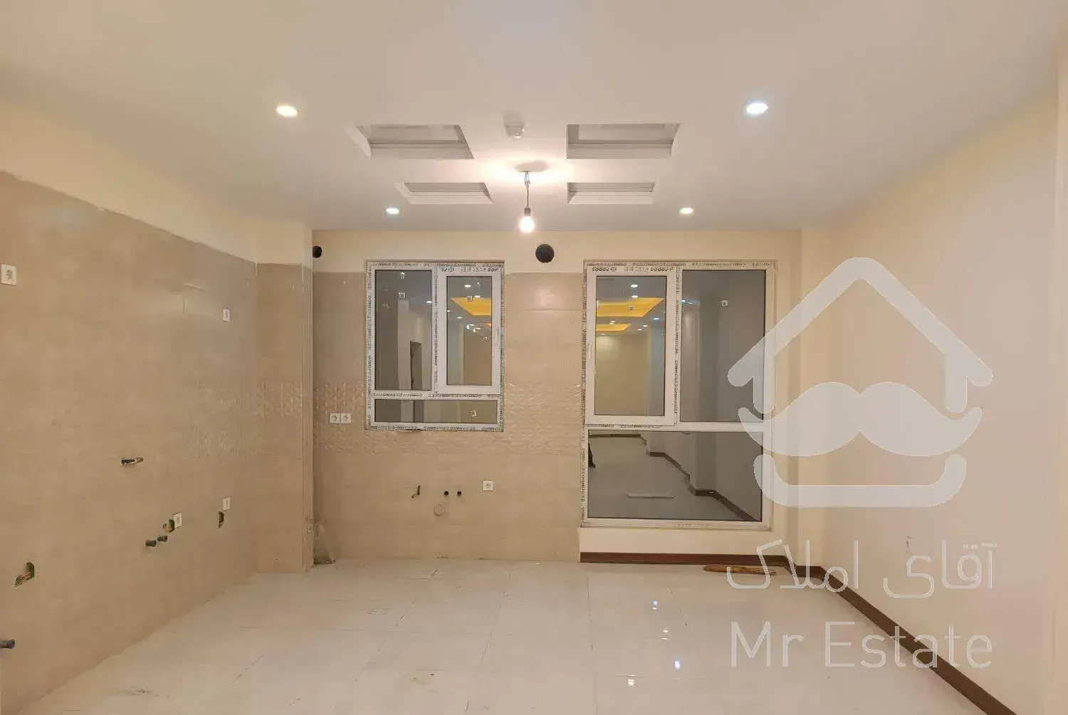 آپارتمان  نوساز کلید نخورده