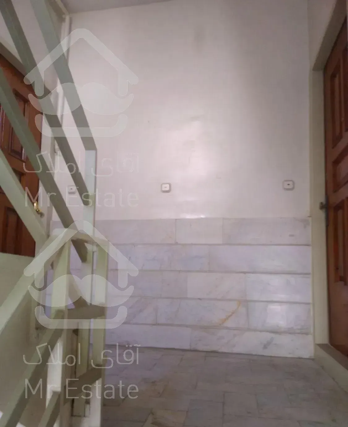 ۶۲ مترطبقه سوم بسیار خوش نقشه