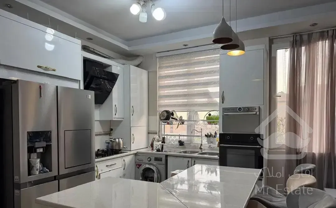 آپارتمان ۱۲۰متر / ۳خوابه /  ۵ساله