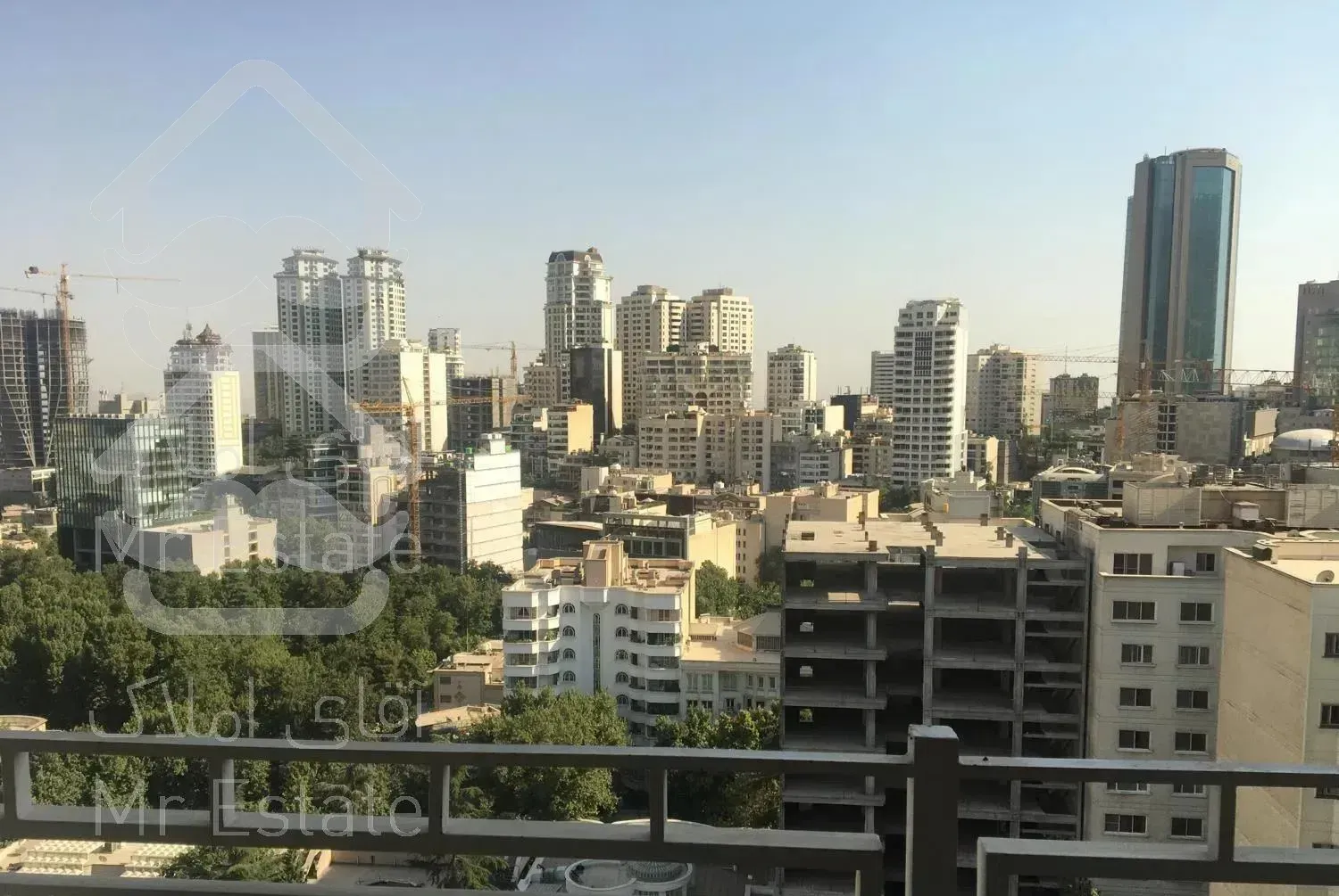 آپارتمان ۱۰۰ متری دو خواب در فرشته