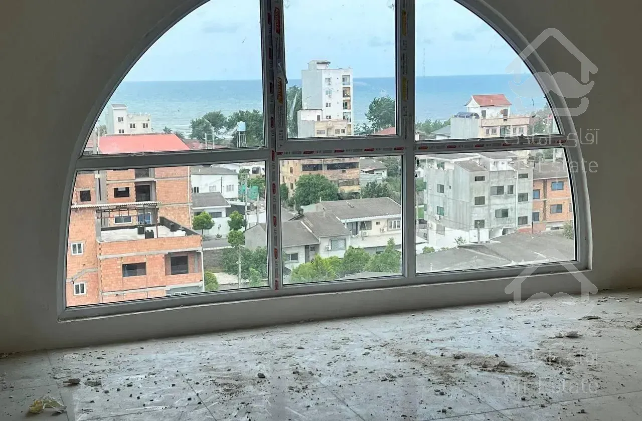 150متر طبقه 7تکواحدی نوساز سه خواب ویو دریا