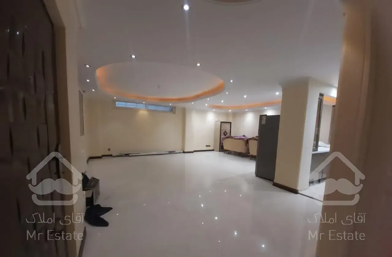 آپارتمان ۱۳۰ متری دو خوابه هنزک