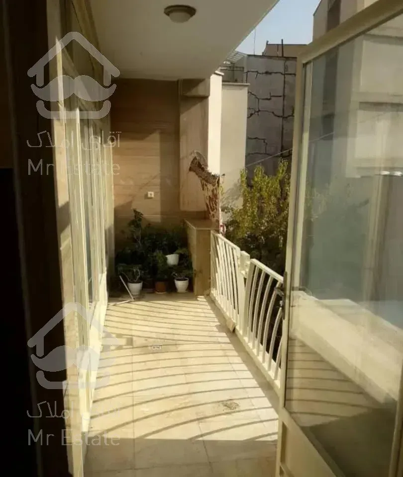 ۱۲۶ متری خوش نقشه و پر نور ..