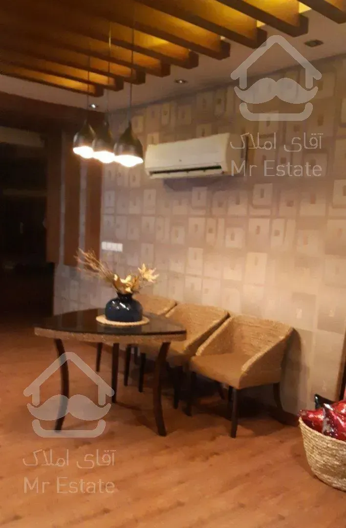 آپارتمان ۲۰۵ متری- -خانه اصفهان-بر گلخانه