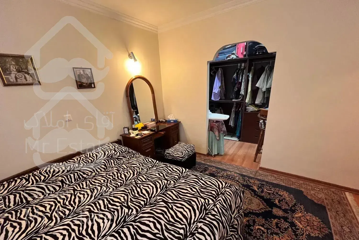 آپارتمان ۱۳۵ متر ونک