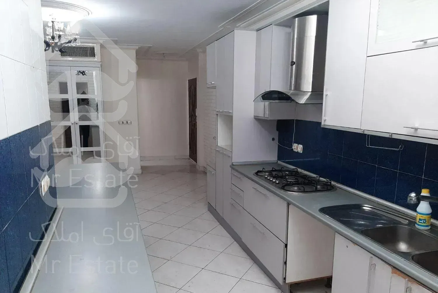 ۹۵ متر فلکه اول تهرانپارس