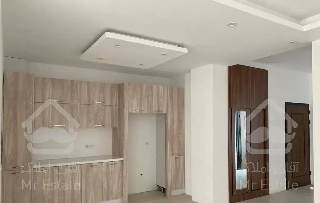 آپارتمان مرکز شهر دسترسی آسان به ساحل