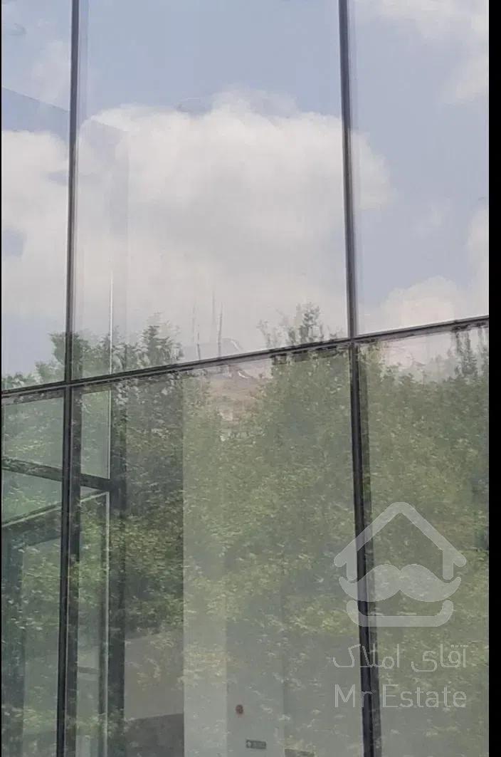 الهیه ۱۰۰متر مغازه پاخور  سقف بلند