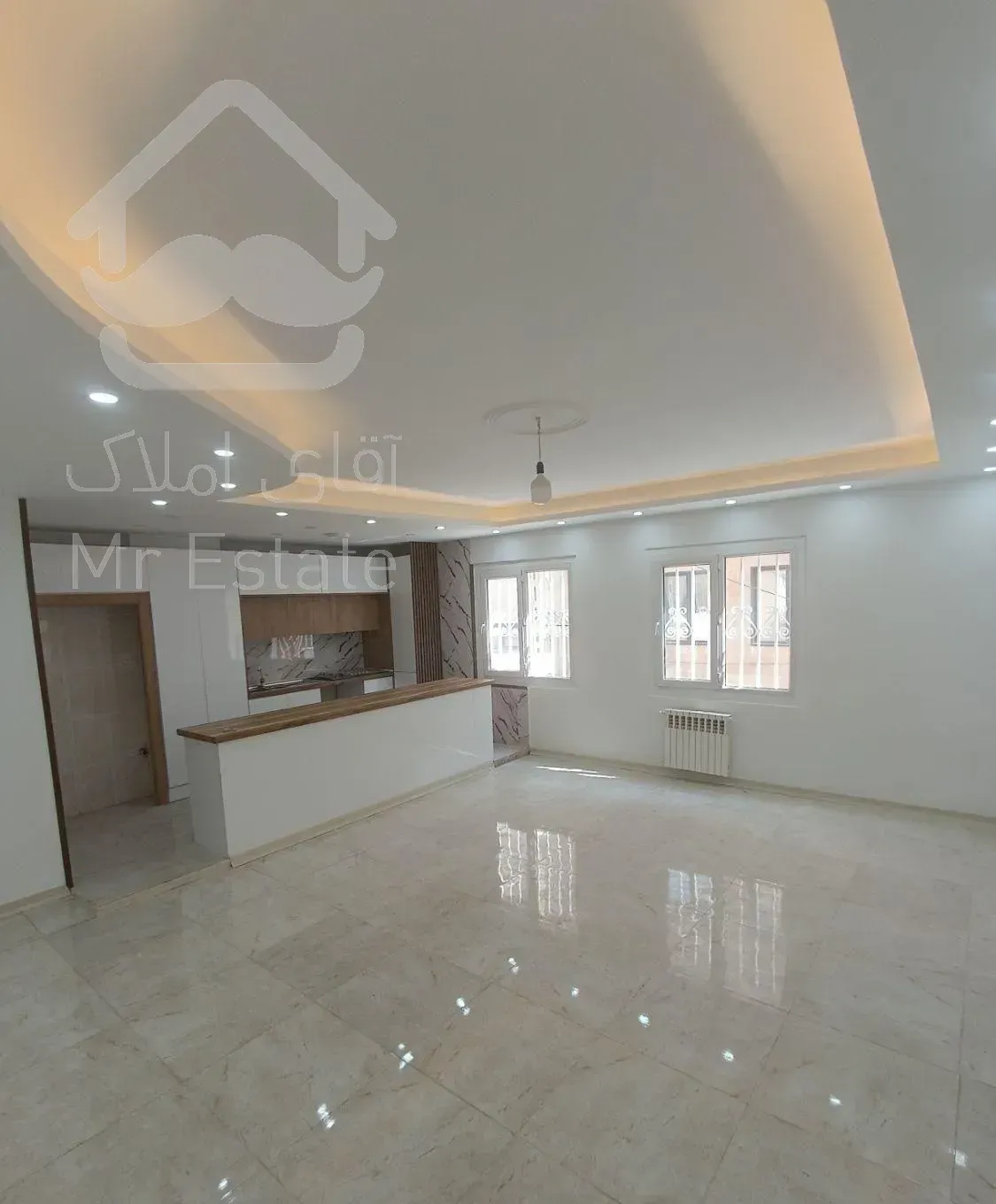 ۹۵متر فول/کلید اول با تنفس/ نورگیر متری