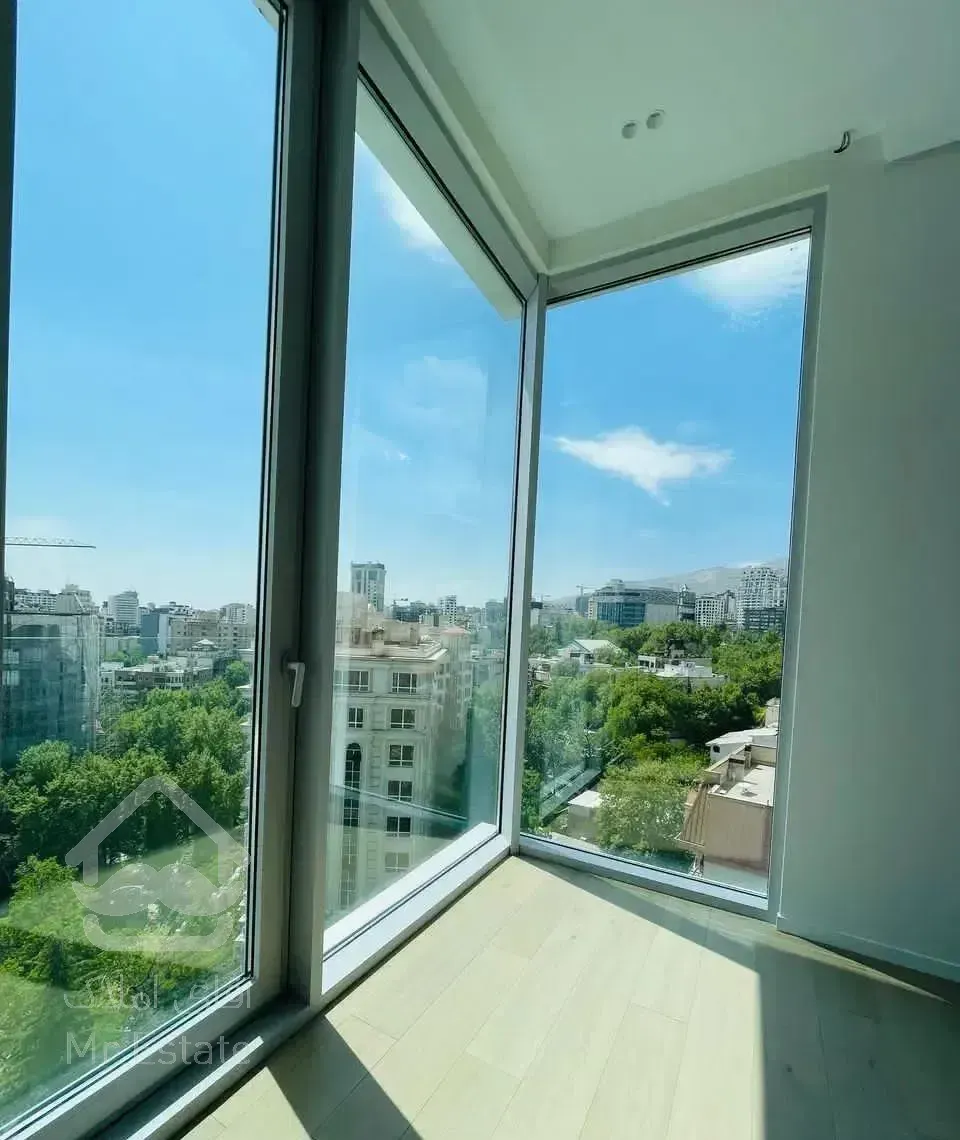 200متر نوساز/۳ خواب/کلیدنخورده