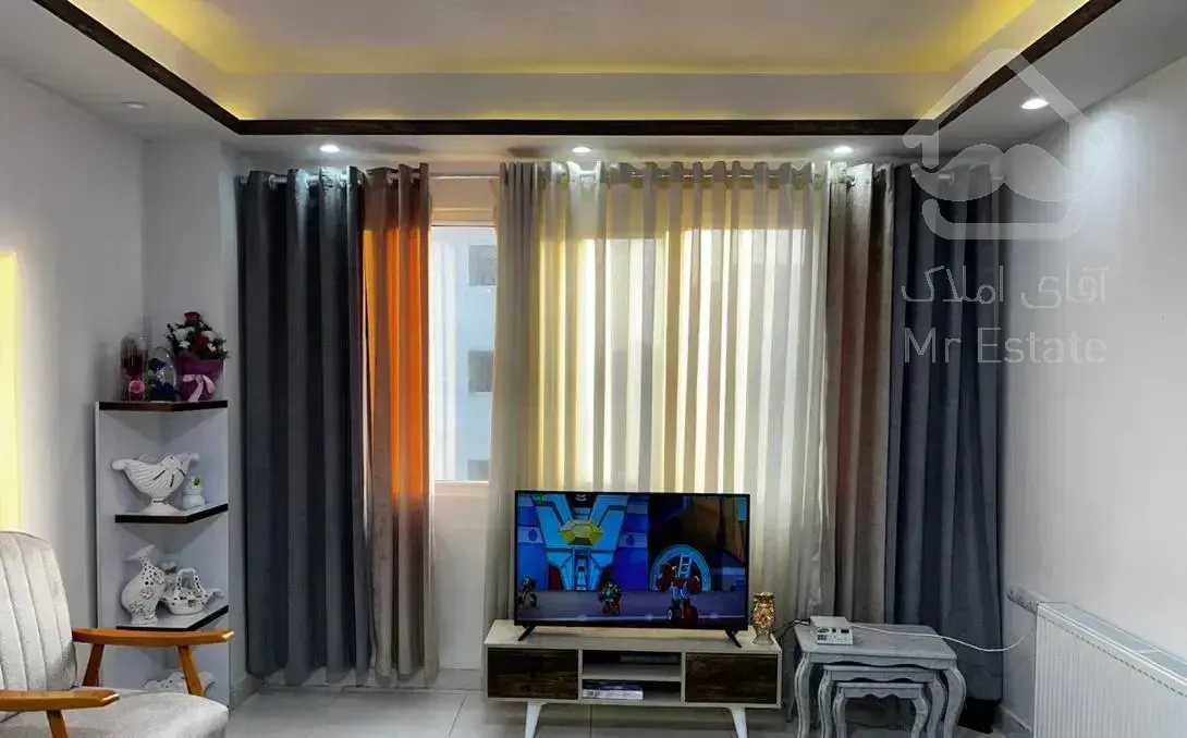 اپارتمان ۱۰۰ متری ۲پارکینگ حمیدیان دانشجو