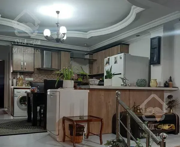 آپارتمان 3 خواب 122 متری واقع در کوی بیمه