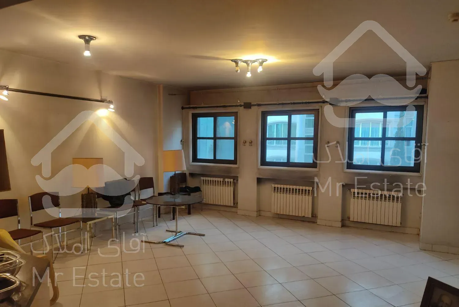 ۱۱۰متر، ونک، ۲خواب