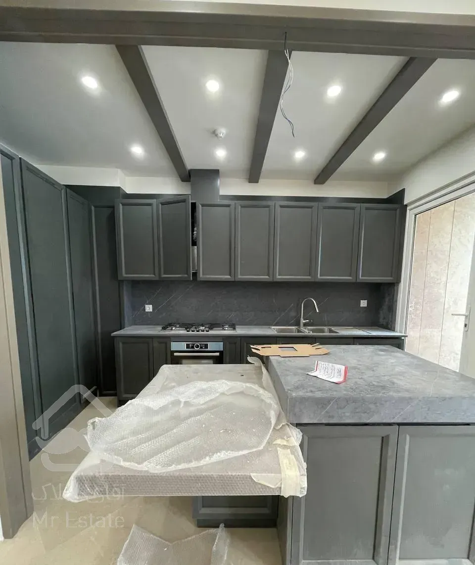 آپارتمان 217متر نیاوران بازسازی عالی 2 پارکینگ