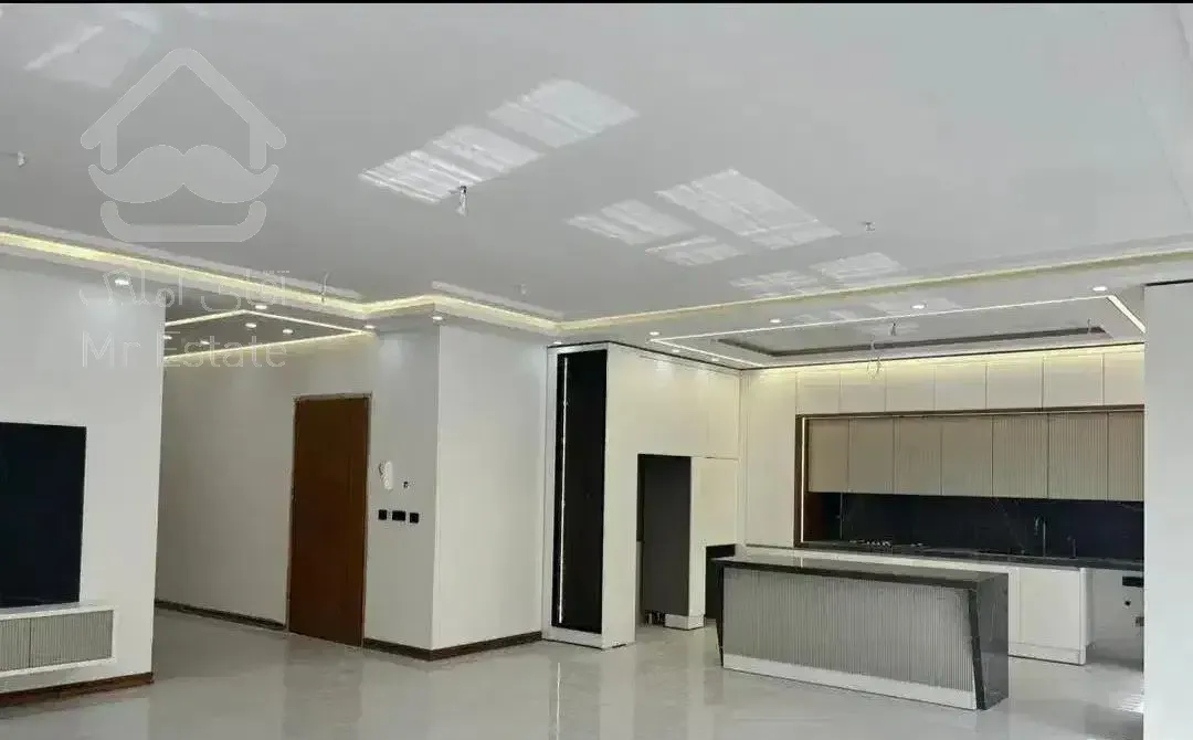 ۱۶۰متر آپارتمان  در بهترین لوکیشن خیابان امام رضا