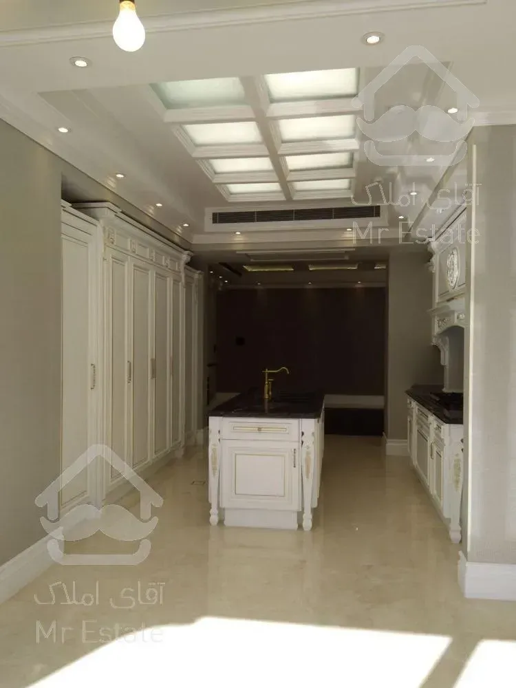 خرید و فروش آپارتمان مسکونی 220 متری فرمانیه