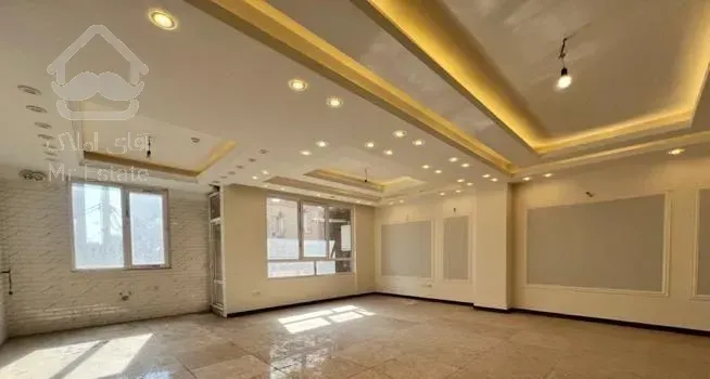 آپارتمان۱۲۵متر ۳خواب(خانم هاشمی)