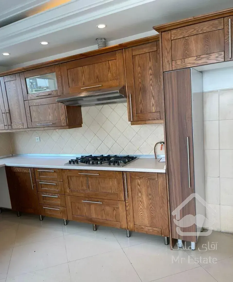 ۱۷۵ متر ولنجک/ ویو بدون مشرف