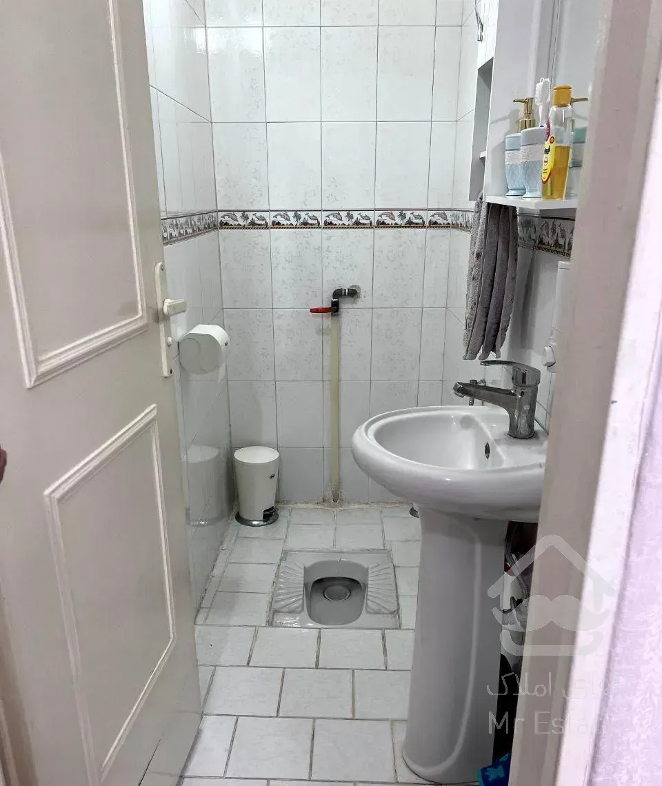 ۵۷/۵متر با انباری خوش نقشه بدون هیچ گونه پرتی