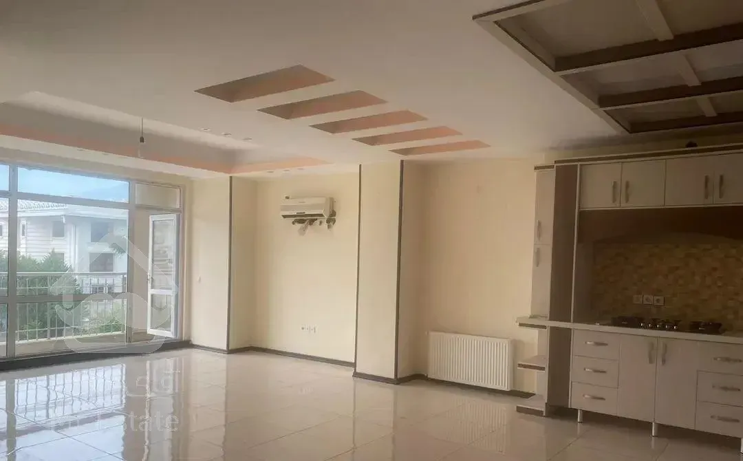 آپارتمان ۱۰۰متری طبقه ۴ویو دریا در بلوار طالقانی