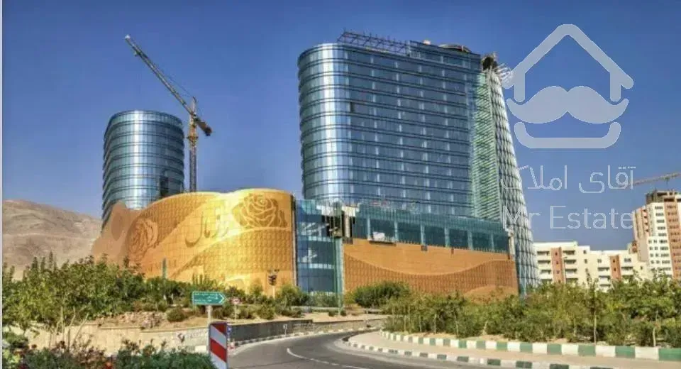 ۲۵۰ متر سند اداری مجتمع تجاری رزمال / همت