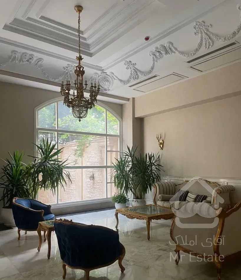 ۳۵۹ متر آپارتمان فول در بهترین نقطه فرمانیه شرقی