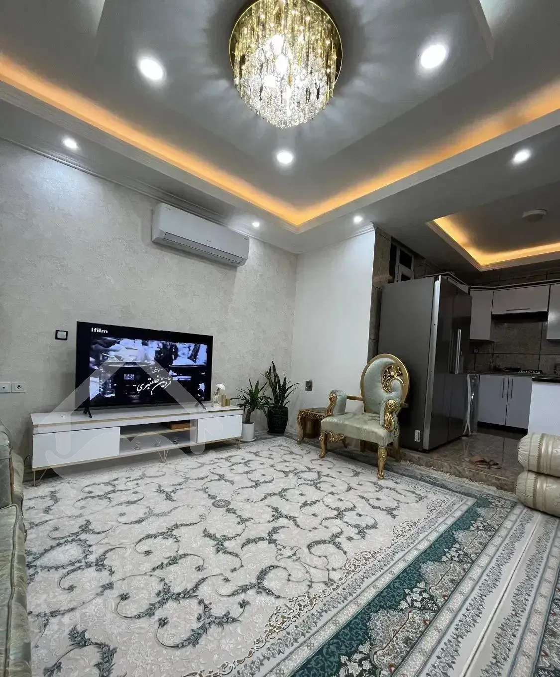 فروش واحد آپارتمان چهارراه عدل 125متر