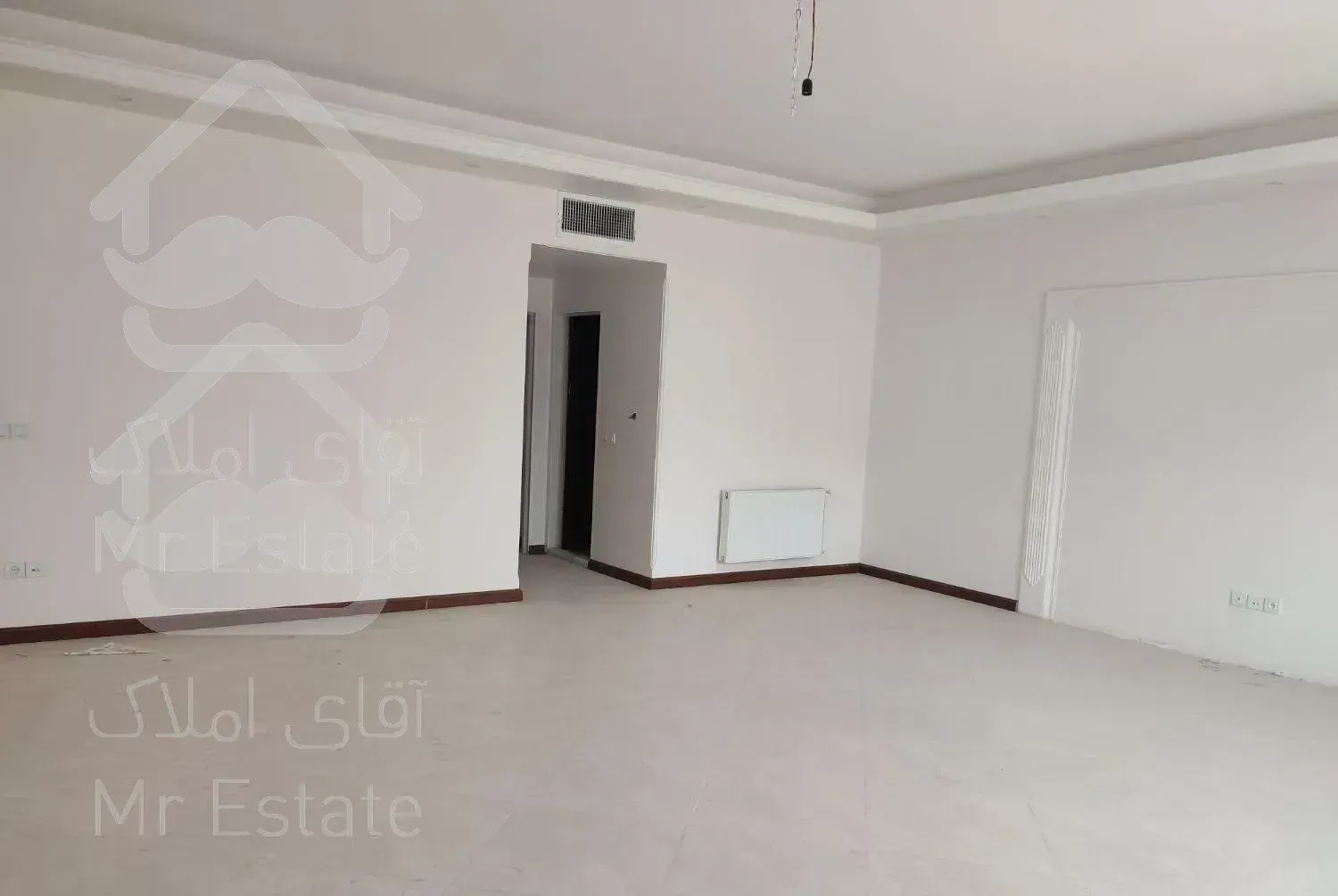 آپارتمان ۱۲۵ متر گیلاوند(خیابان سپاه)