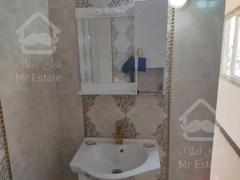 فروش ویلا نوساز نما رومی ۲۰۰ متری