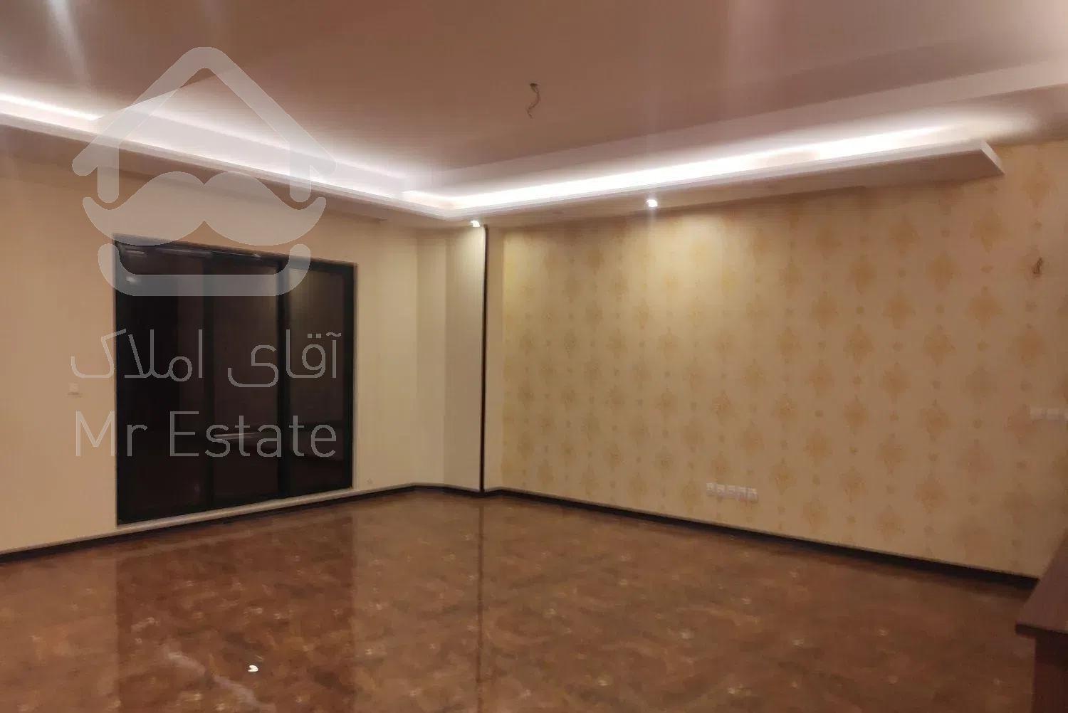 ۲۱۰ متر ، اندرزگو