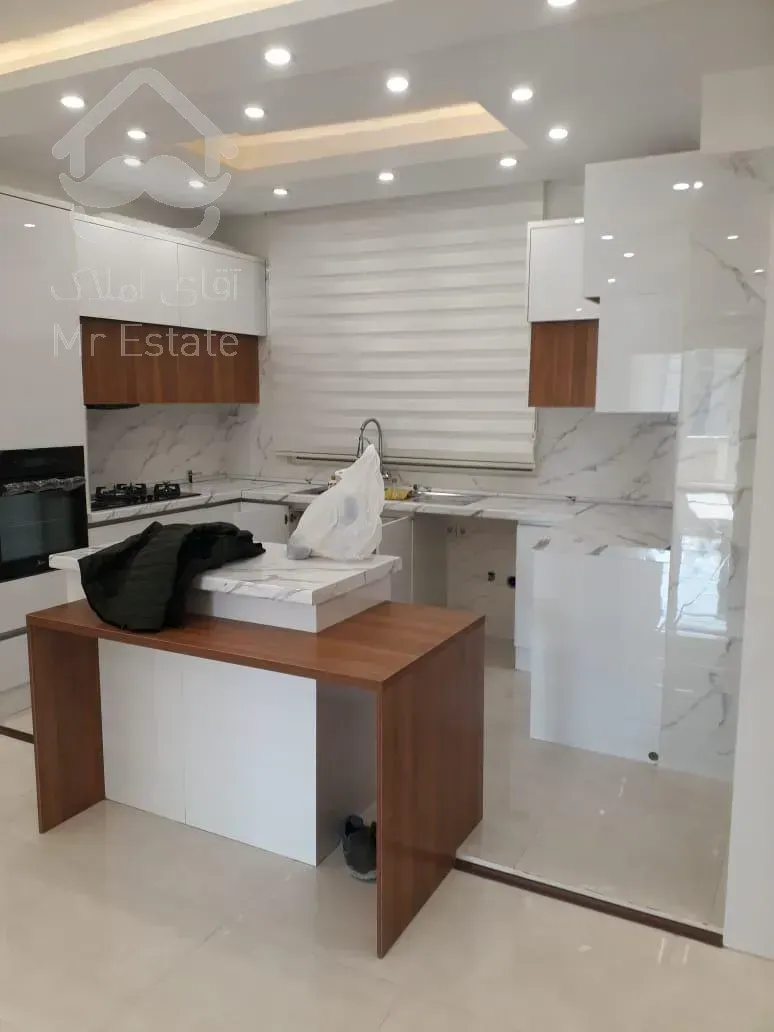 واحد اوکازیون ۹۰ متری کمالی شرقی/غرق در نور/۲خواب مستر/فول امکانات