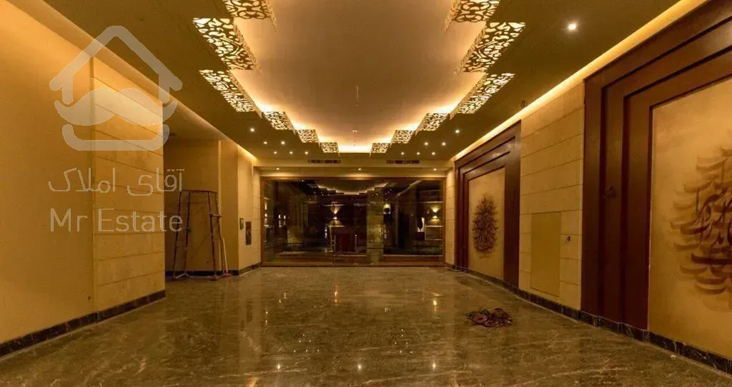 200 متر - کلید نخورده - بهترین لوکیشن نیاوران