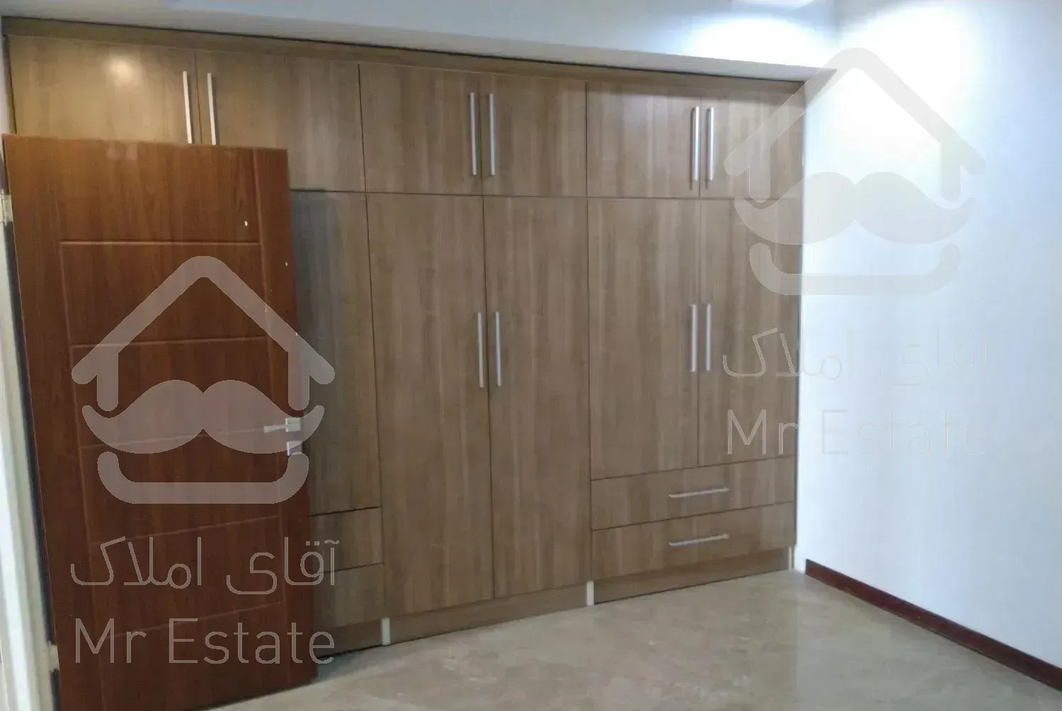 185 متری پاسداران