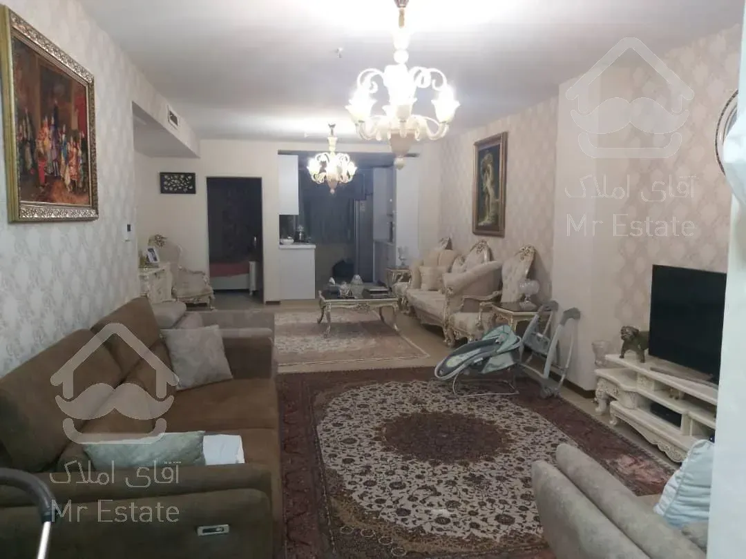 ۹۰متر شهرک چیتگر نوساز طبقات بالا برج شهرک چیتگر منطقه ۲۲