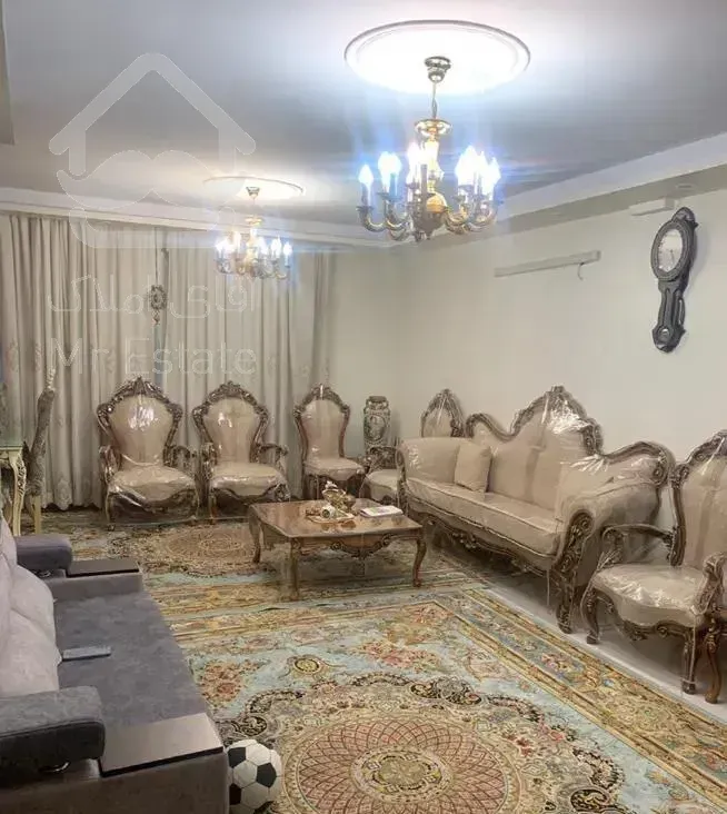 شریعتی روبروی ملک خیابان ادیبی