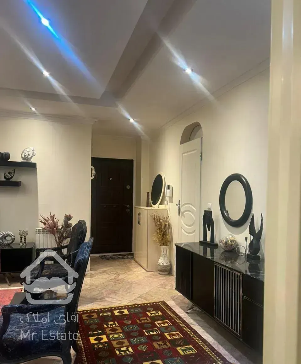 ۸۵ متر/ ۲ خوابه  /فول امکانات/ سالن بزرگ