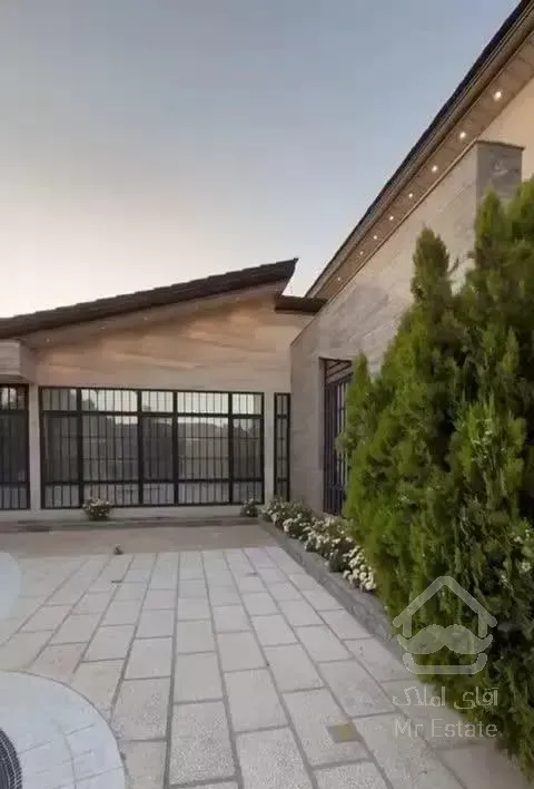 باغ لوکس حاشیه جاده سنتو داخل مجتمع امنیت عالی