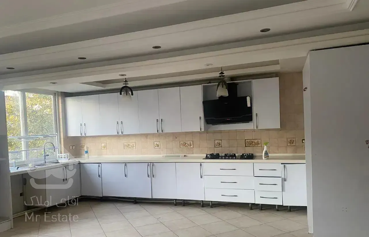 اپارتمان دوبلکس ۲۳۰ متری تجریش