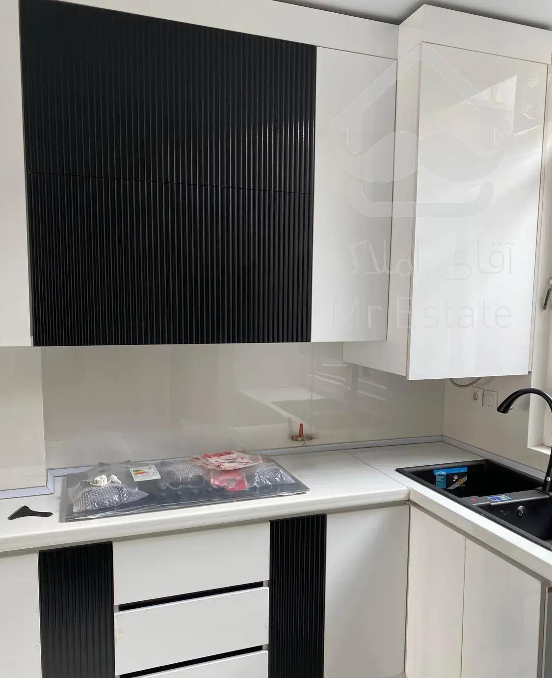 اپارتمان ۱۰۰ متری فول بازسازی شده کاشانی